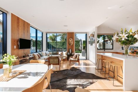 Photo of property in 21 Te Ngaio Road, Mount Maunganui, 3116