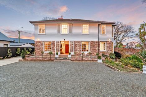 Photo of property in 34 Kahu Road, Fendalton, Christchurch, 8041