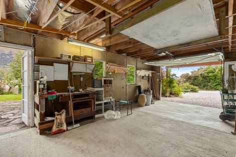 Photo of property in 12 Skinner Crescent, Lake Hawea, Wanaka, 9382