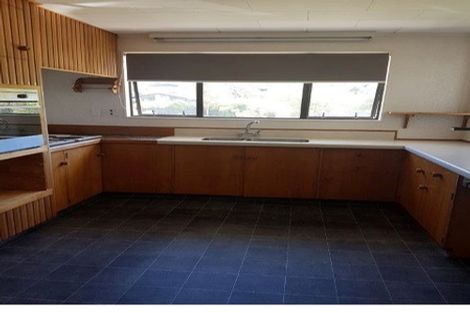 Photo of property in 37 Postgate Drive, Whitby, Porirua, 5024