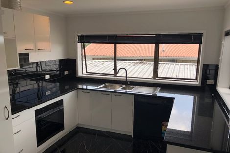 Photo of property in 185 Rangatira Road, Beach Haven, Auckland, 0626