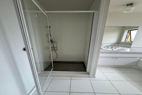 Photo of property in 71 Sandspit Road, Shelly Park, Auckland, 2014