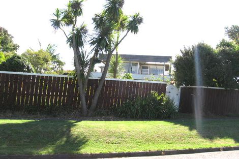 Photo of property in 19 Rock Isle Road, Torbay, Auckland, 0630