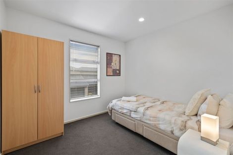 Photo of property in 2/88 Mathesons Road, Phillipstown, Christchurch, 8011