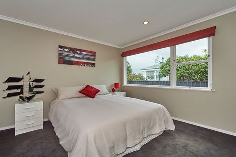 Photo of property in 4 Park Road, West End, Palmerston North, 4412