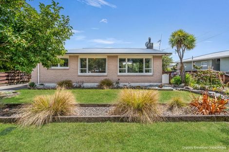 Photo of property in 19 Devon Street, Stoke, Nelson, 7011