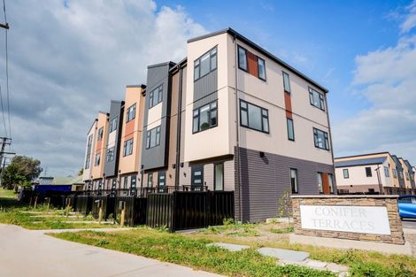 Photo of property in 79c Kindergarten Drive, Conifer Grove, Takanini, 2112