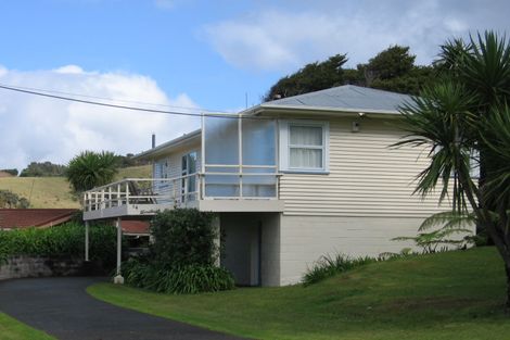 Photo of property in 54 Grand View Road, Leigh, 0985