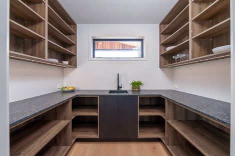 Photo of property in 30 Carrickmore Crescent, Wanaka, 9305