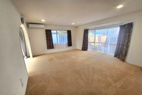 Photo of property in 35 Orangewood Drive, Northpark, Auckland, 2013