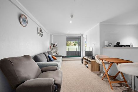 Photo of property in 13a/30 Westward Ho, Glen Eden, Auckland, 0602