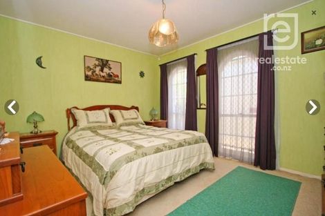 Photo of property in 11 Glenmore Road, Sunnyhills, Auckland, 2010