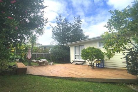 Photo of property in 7 Barlow Place, Chatswood, Auckland, 0626