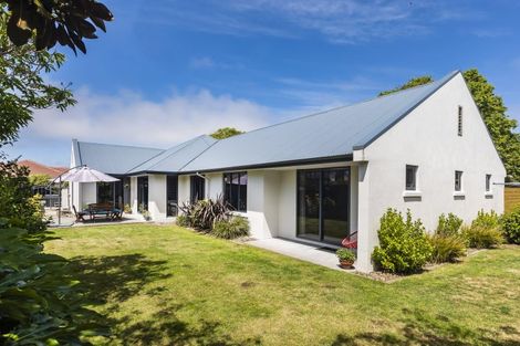Photo of property in 26 Rue De La Mare, Parklands, Christchurch, 8083