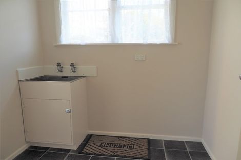 Photo of property in 77 Stout Street, Shannon, 4821