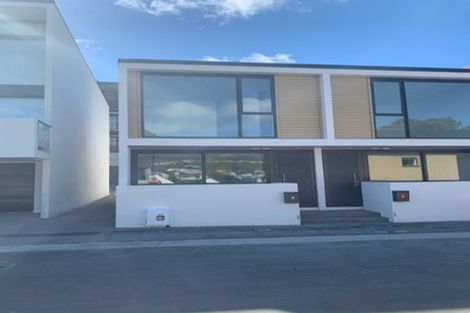Photo of property in 19 Jean Caldwell Way, Island Bay, Wellington, 6023
