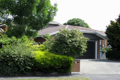 Photo of property in 22 Camberwell Place, Avonhead, Christchurch, 8042