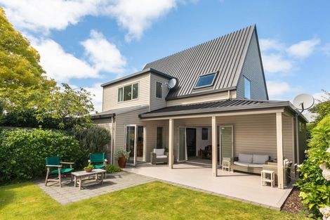 Photo of property in 32 Jeffreys Road, Fendalton, Christchurch, 8052