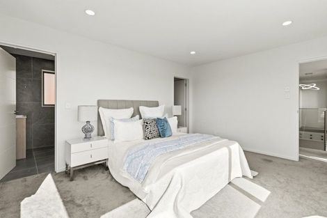 Photo of property in 51 Turret Lane, Hobsonville, Auckland, 0616