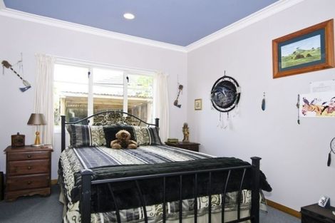 Photo of property in 94 Campbell Road, One Tree Hill, Auckland, 1061