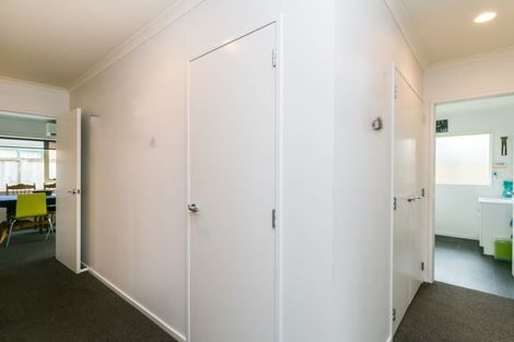 Photo of property in Miramar Villas, 12/6 Brussels Street, Miramar, Wellington, 6022