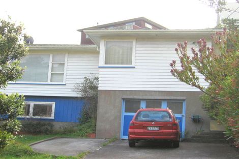 Photo of property in 25 Robertson Street, Owhiro Bay, Wellington, 6023