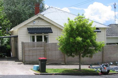 Photo of property in 43 Stanmore Road, Grey Lynn, Auckland, 1021