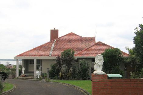 Photo of property in 17 Tirinui Crest Road, Otumoetai, Tauranga, 3110