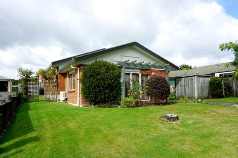 Photo of property in 4a Hoyte Place, Pukehangi, Rotorua, 3015