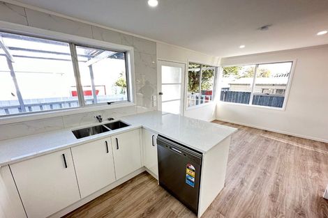 Photo of property in 126 Hillcrest Road, Papatoetoe, Auckland, 2025