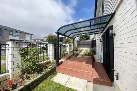 Photo of property in 81 Drumbuoy Drive, Flat Bush, Auckland, 2019