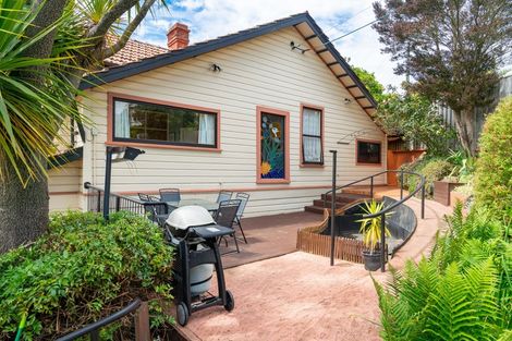 Photo of property in 55 Cole Street, Caversham, Dunedin, 9012