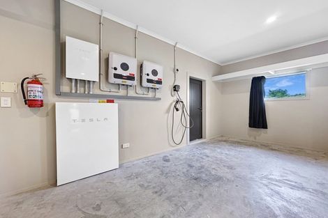 Photo of property in 1 Montgomery Crescent, Kinloch, Taupo, 3377