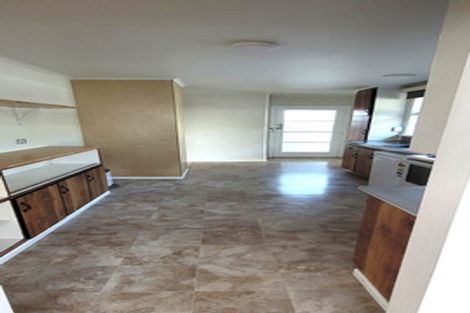 Photo of property in 8 Kitchener Terrace, Moturoa, New Plymouth, 4310