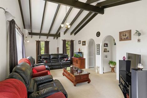 Photo of property in 476 Stokes Valley Road, Stokes Valley, Lower Hutt, 5019