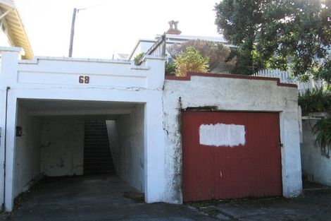 Photo of property in 68 Queens Drive, Lyall Bay, Wellington, 6022