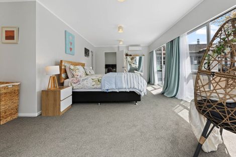 Photo of property in 48 Richmond Avenue, Richmond Heights, Taupo, 3330