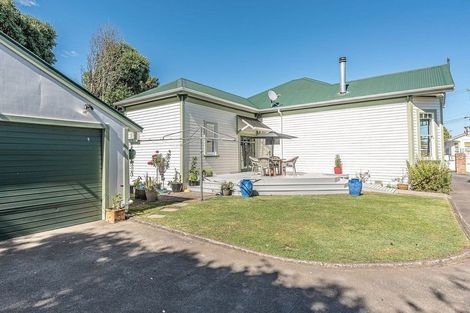 Photo of property in 6 Mason Terrace, Gonville, Whanganui, 4501