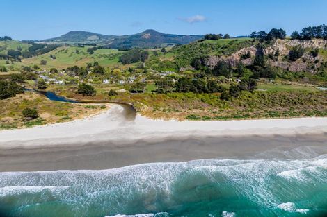 Photo of property in 30 Beach Road, Long Beach, Port Chalmers, 9081