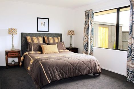 Photo of property in 38 Bradbury Avenue, Rolleston, 7614