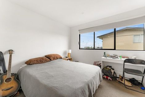 Photo of property in 2/63 Tawa Street, Mount Maunganui, 3116
