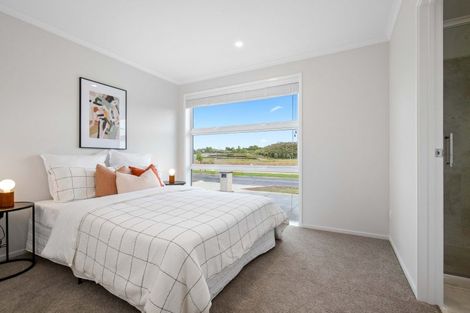 Photo of property in 37 Muster Road, Pukekohe, 2120