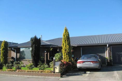 Photo of property in 1/2 Burnridge Place, Belfast, Christchurch, 8051