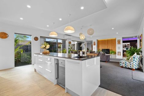 Photo of property in 20 Mcneish Place, Pokeno, 2402