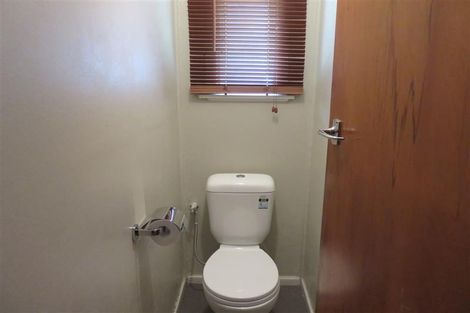 Photo of property in 17 Oreil Avenue, West Harbour, Auckland, 0618