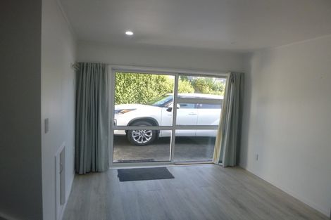 Photo of property in 1/2 Alma Road, Milford, Auckland, 0620