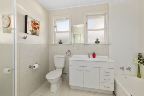 Photo of property in 368 George Street, Stokes Valley, Lower Hutt, 5019