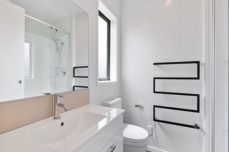 Photo of property in 16 Guy King Place, Huntly, 3700