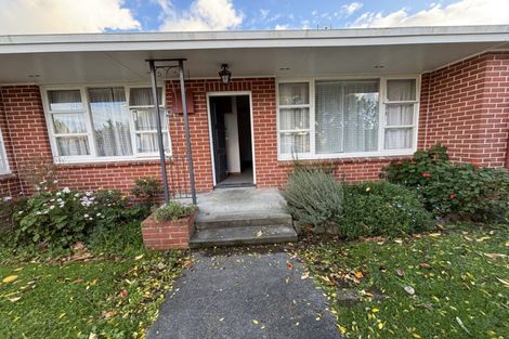 Photo of property in 17 Centennial Drive, Hokowhitu, Palmerston North, 4410