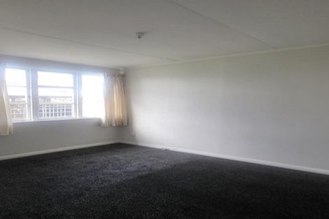 Photo of property in 70 Cambridge Terrace, Papatoetoe, Auckland, 2025